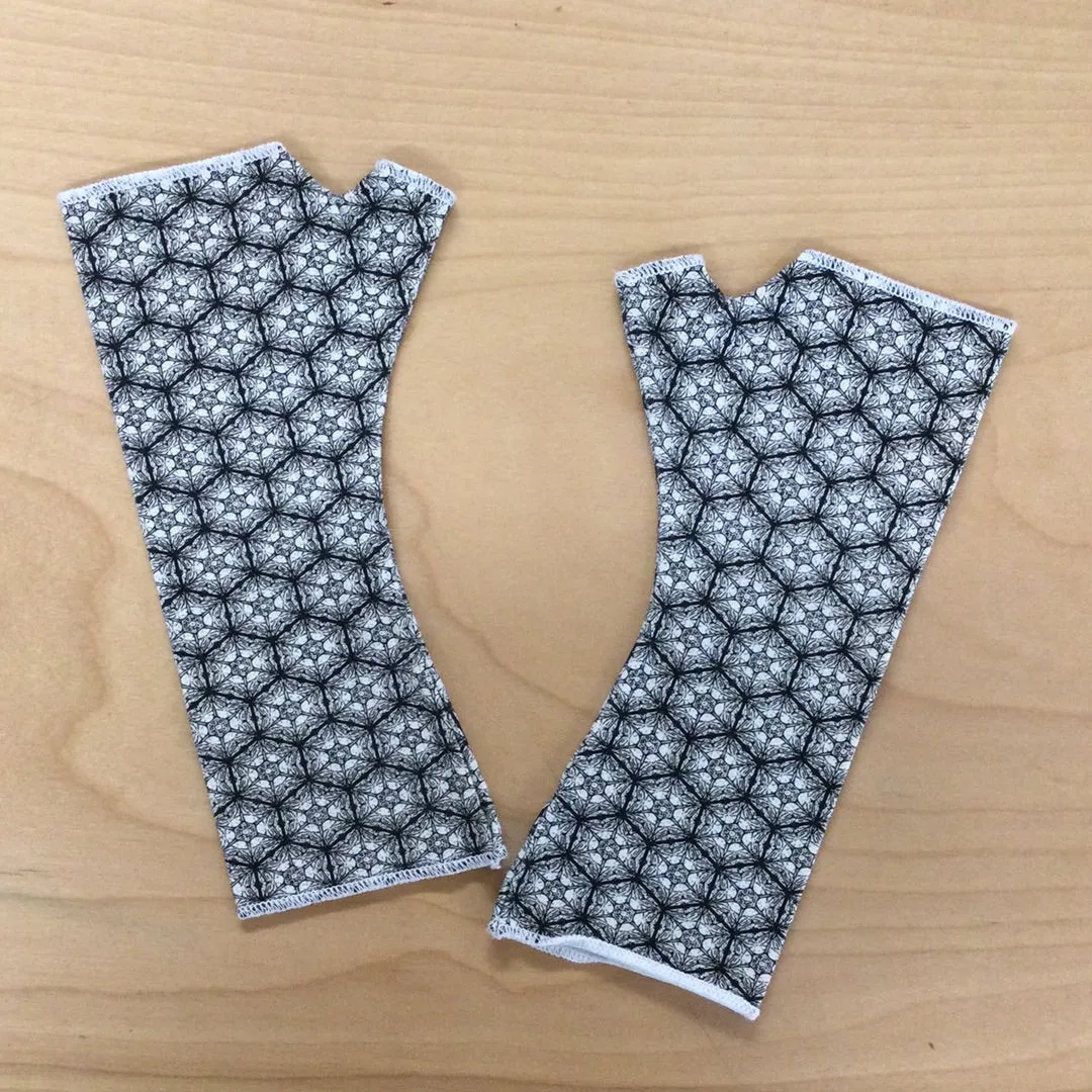 Fingerless Mittens